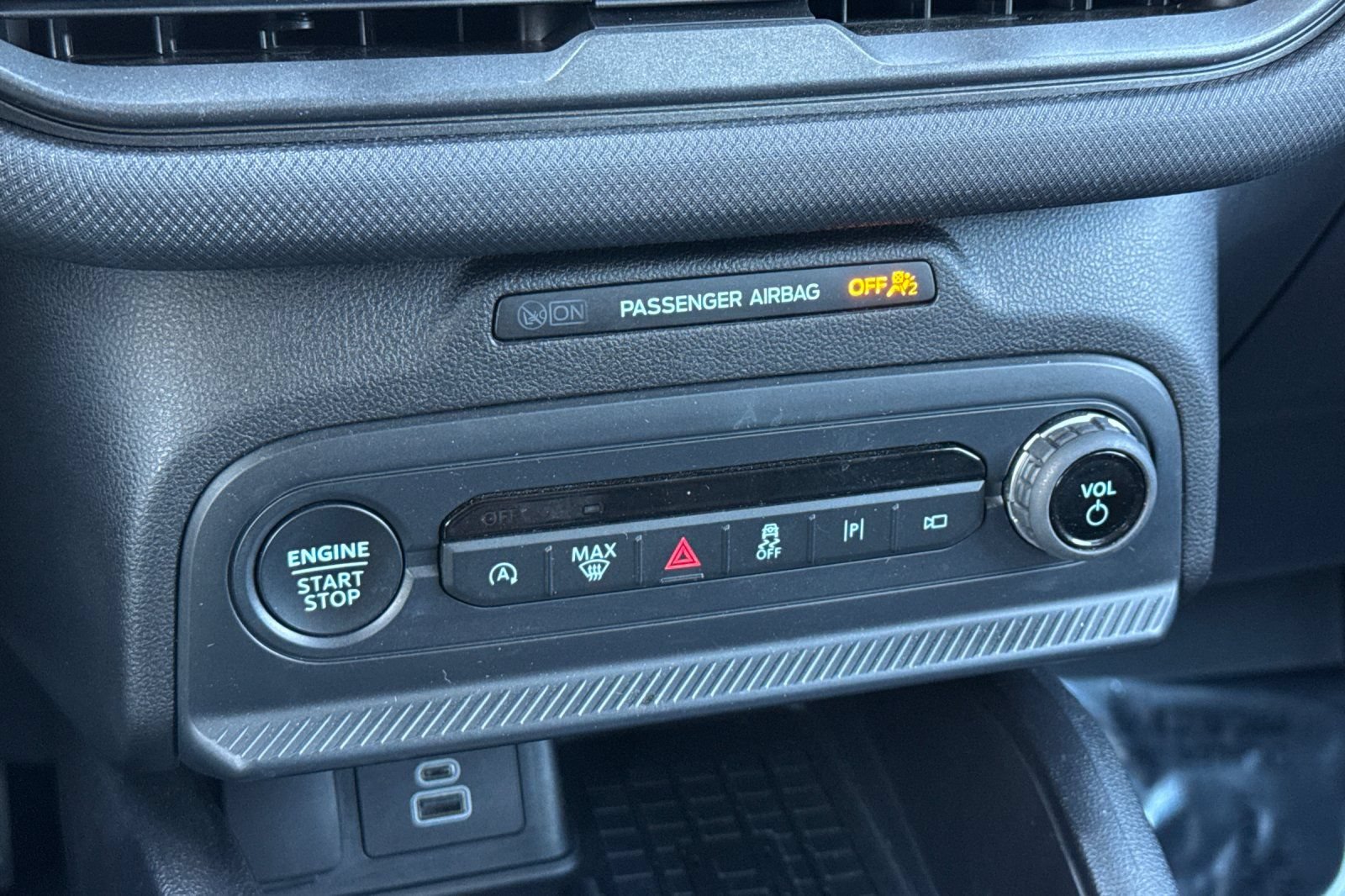 Certified 2025 Ford Bronco Sport Outer Banks w/ Outer Banks Tech Package+ AWD/4WD image 22