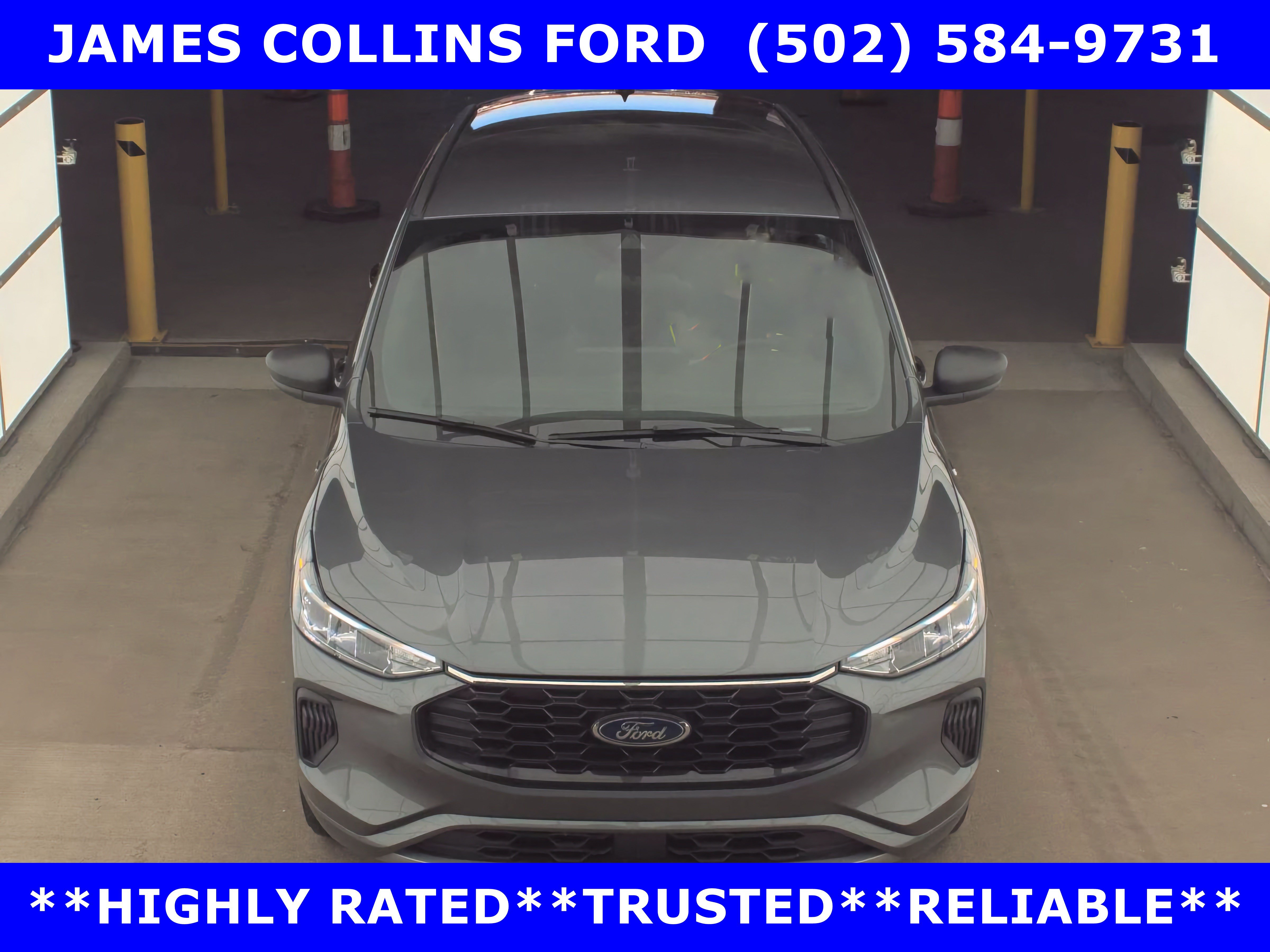 Certified 2024 Ford Escape ST-Line w/ Tech Pack #1 AWD/4WD image 3