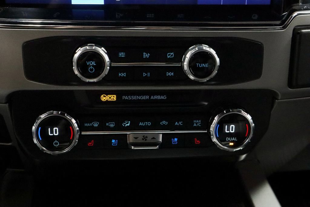 Certified 2022 Ford F250 Lariat w/ Lariat Ultimate Package AWD/4WD image 30
