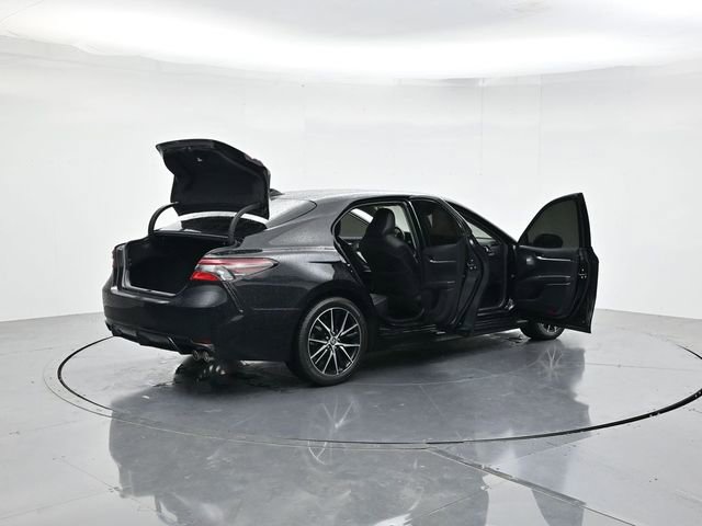 Used 2023 Toyota Camry SE w/ Convenience Package FWD image 44