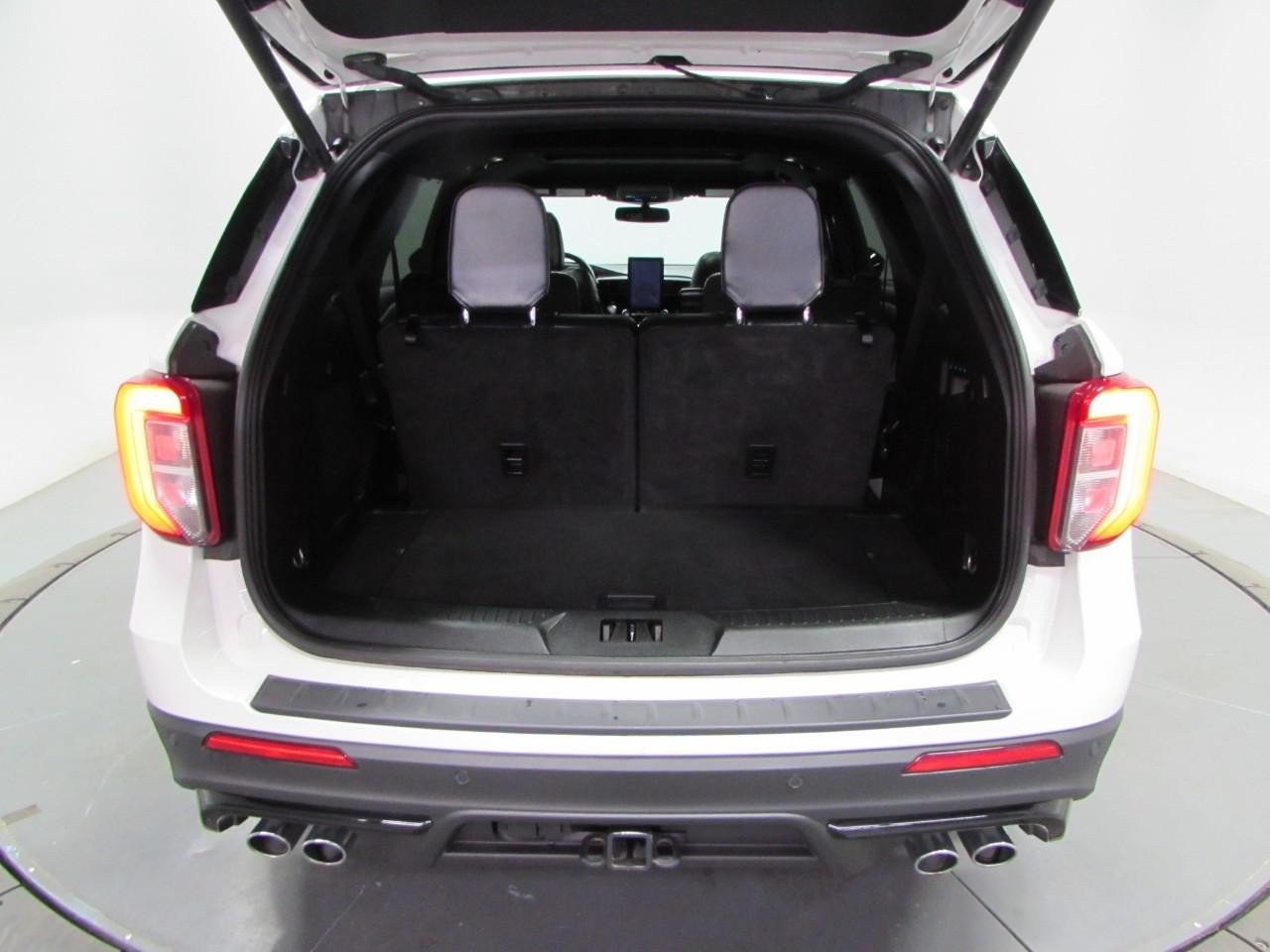 Certified 2024 Ford Explorer ST w/ Equipment Group 401A AWD/4WD image 11