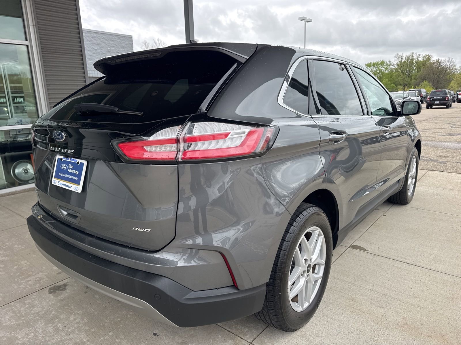 Certified 2024 Ford Edge SEL w/ Convenience Package AWD/4WD image 7