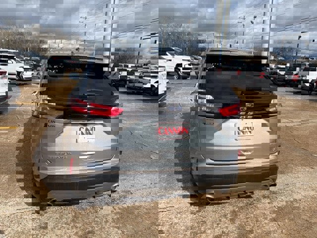 Certified 2024 Ford Edge Titanium image 3