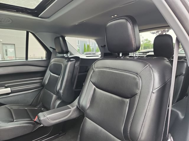 Certified 2023 Ford Explorer XLT w/ Equipment Group 202A AWD/4WD image 25