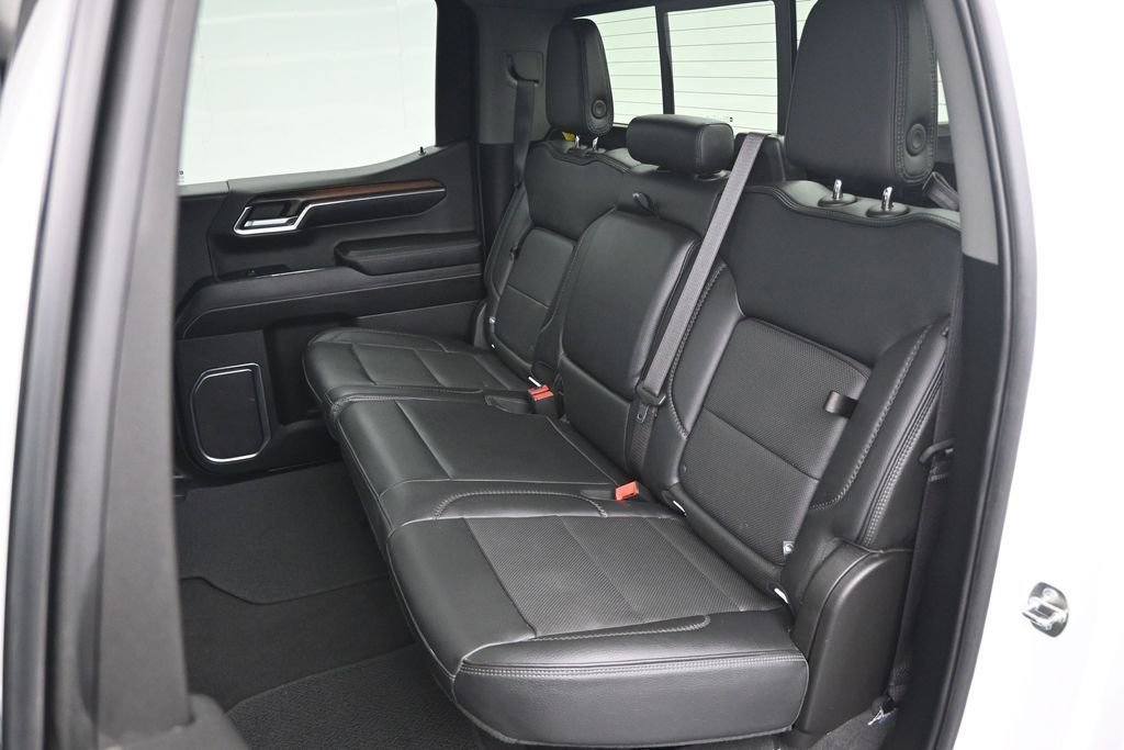Used 2024 GMC Sierra 1500 Denali w/ Denali Reserve Package AWD/4WD image 12