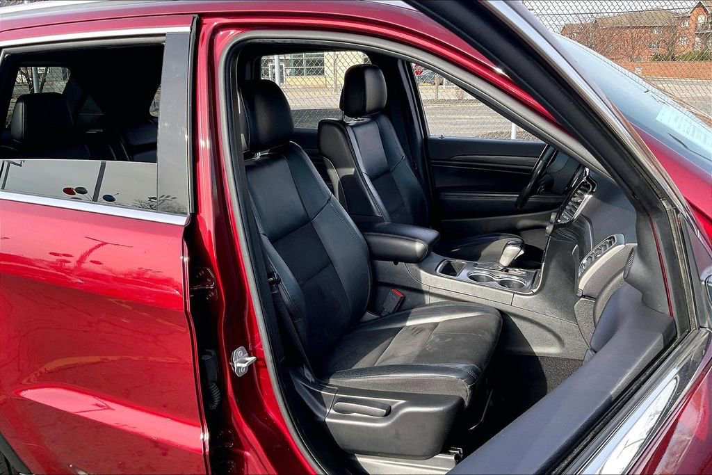 Used 2021 Jeep Grand Cherokee Laredo X image 6