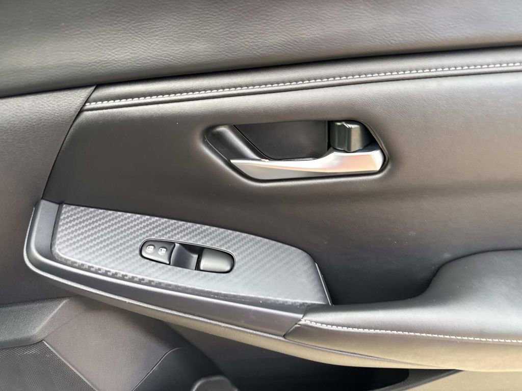 Used 2024 Nissan Sentra SV image 17