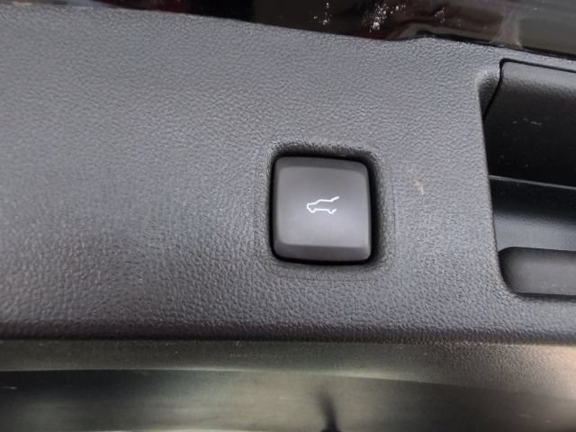 Certified 2024 Ford Escape Platinum AWD/4WD image 33