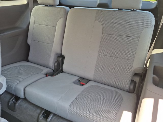 Used 2018 Chevrolet Traverse LT FWD image 32