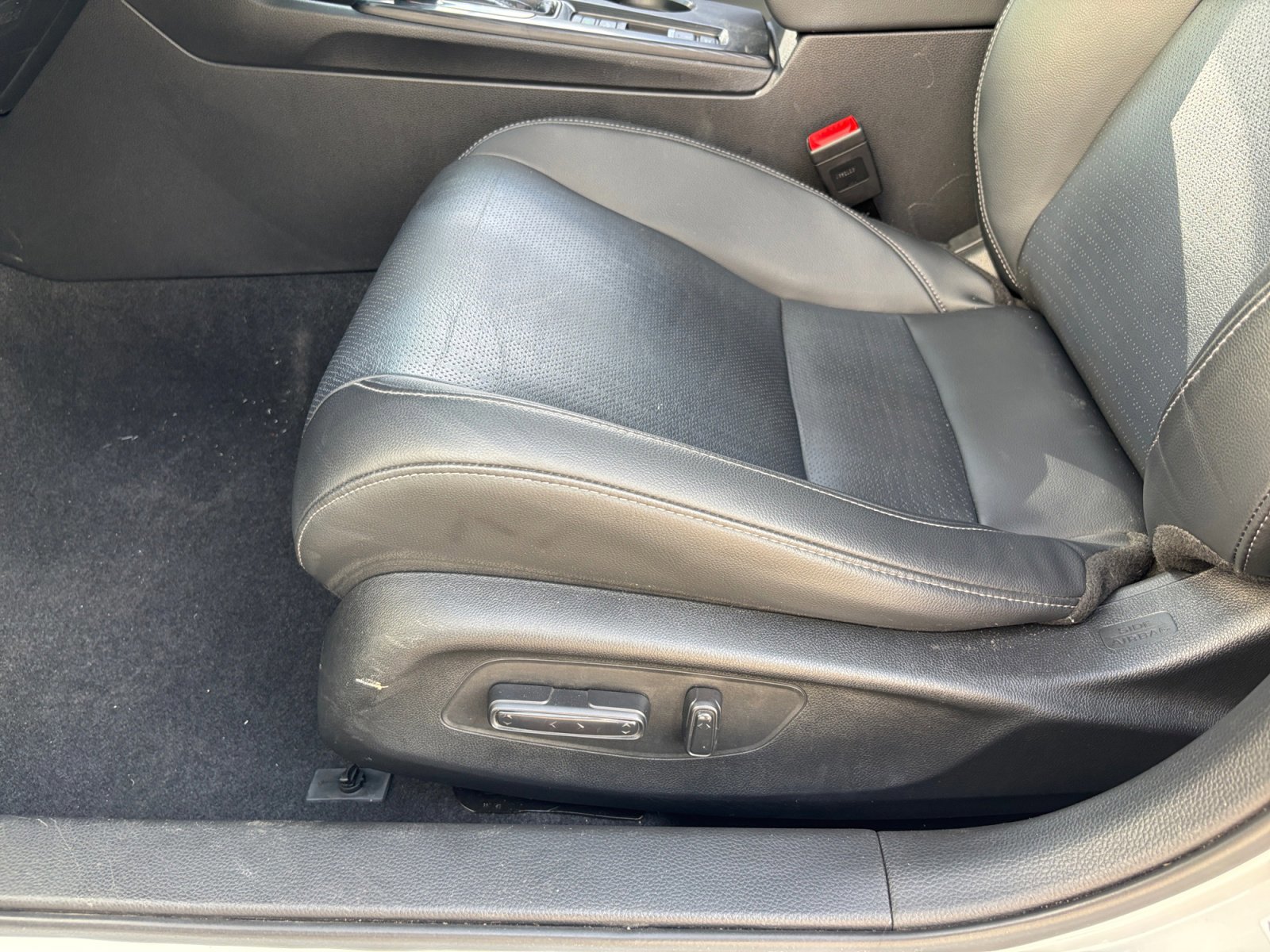 Used 2022 Honda Civic EX-L image 13