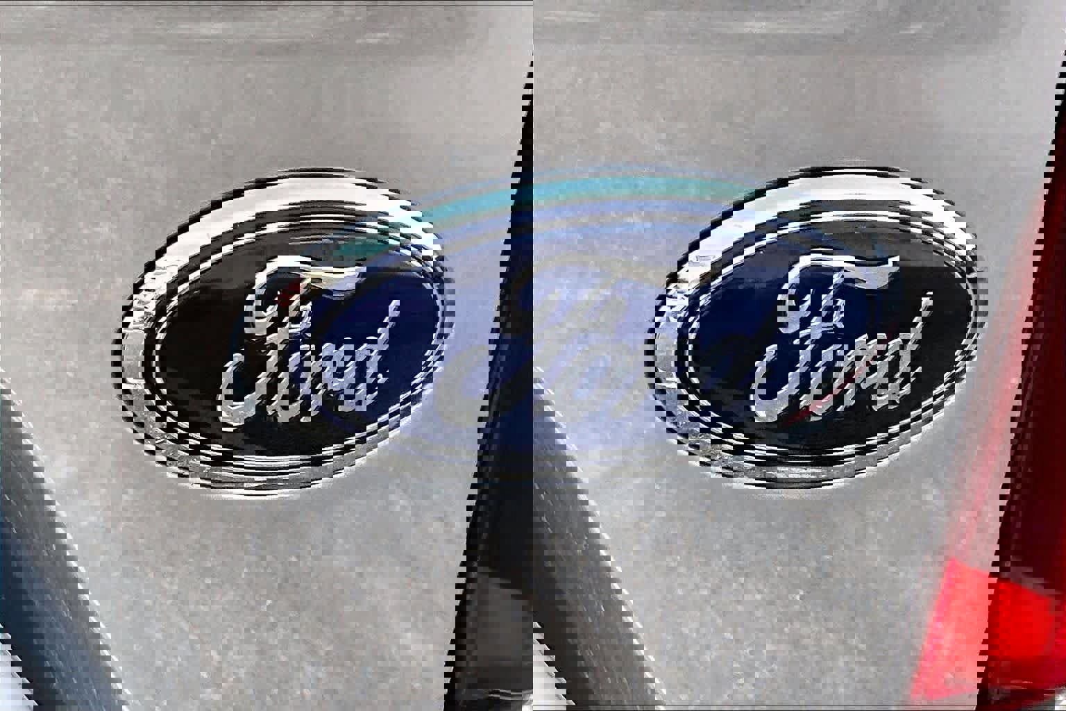 Certified 2020 Ford F150 Platinum w/ Equipment Group 701A Luxury image 32