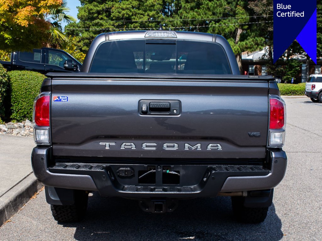Used 2021 Toyota Tacoma TRD Off-Road w/ Technology Package AWD/4WD image 4