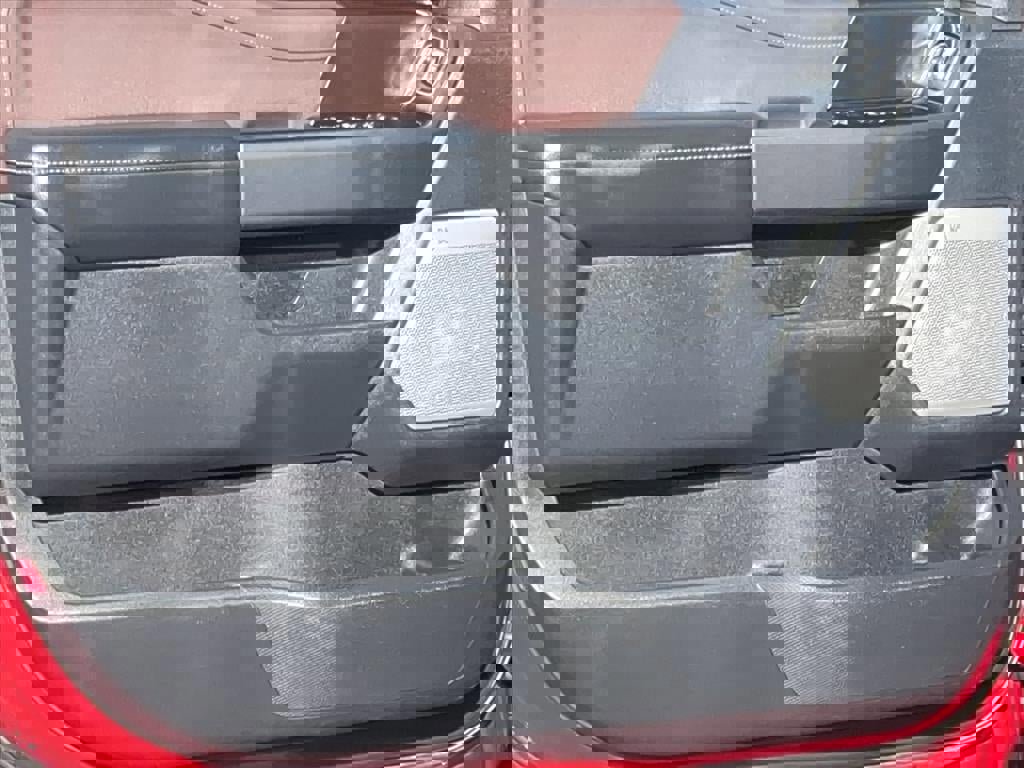 Certified 2023 Ford F150 Lariat w/ Equipment Group 502A High image 21