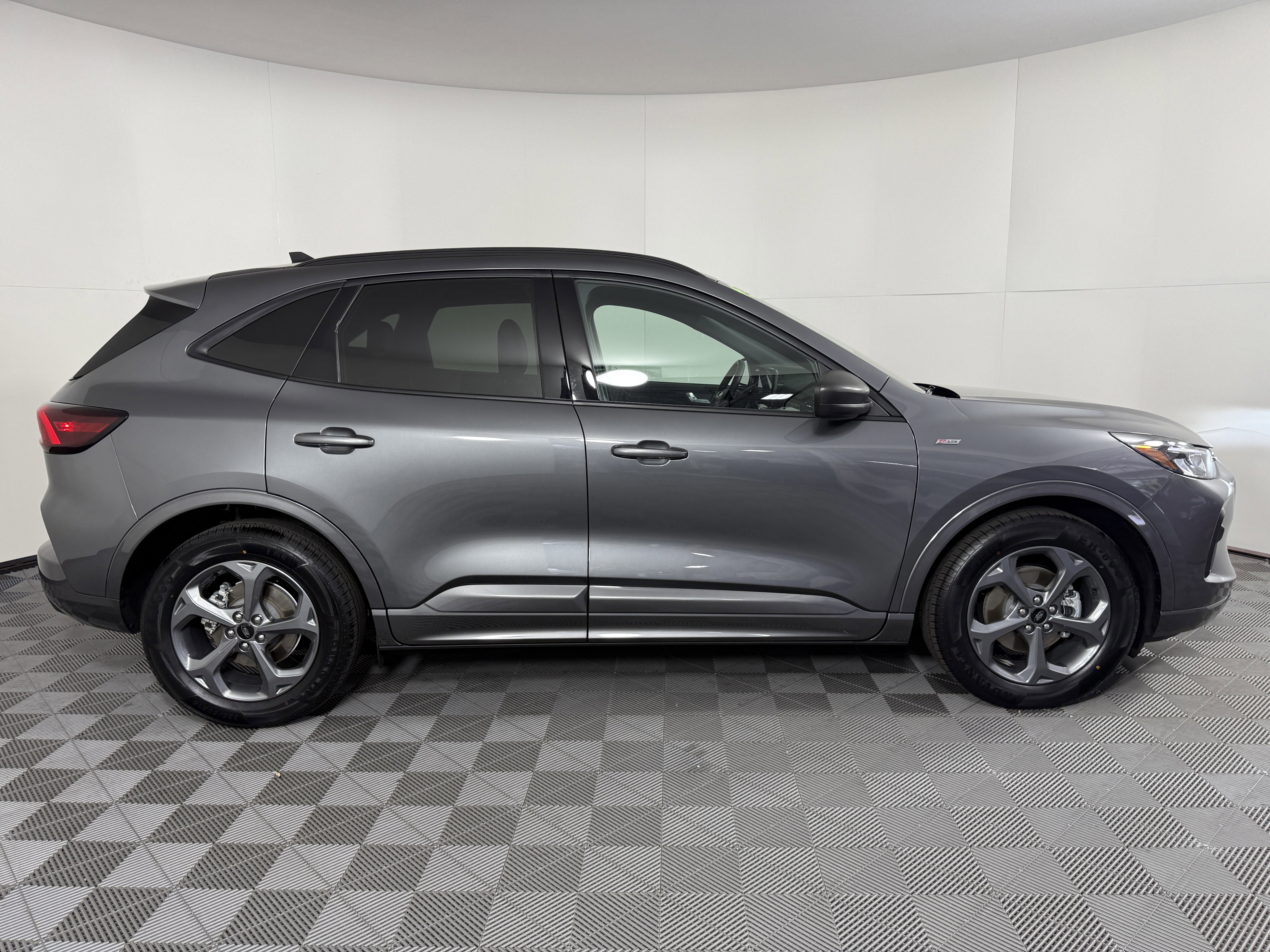 Certified 2023 Ford Escape ST-Line w/ Tech Pack #1 image 2