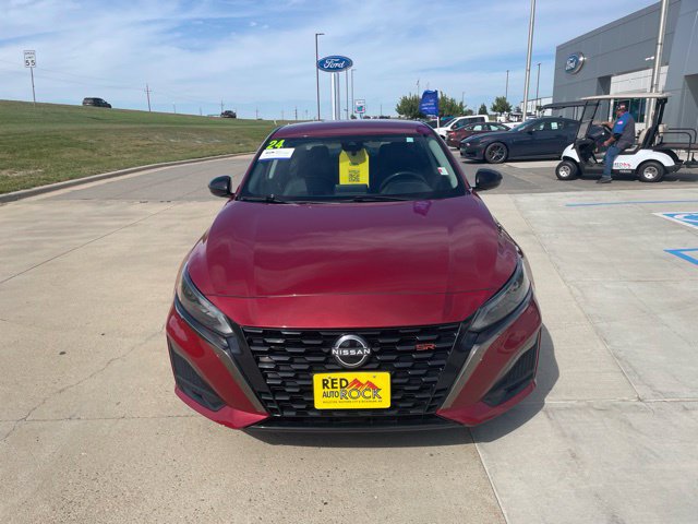 Used 2024 Nissan Altima 2.5 SR FWD image 9