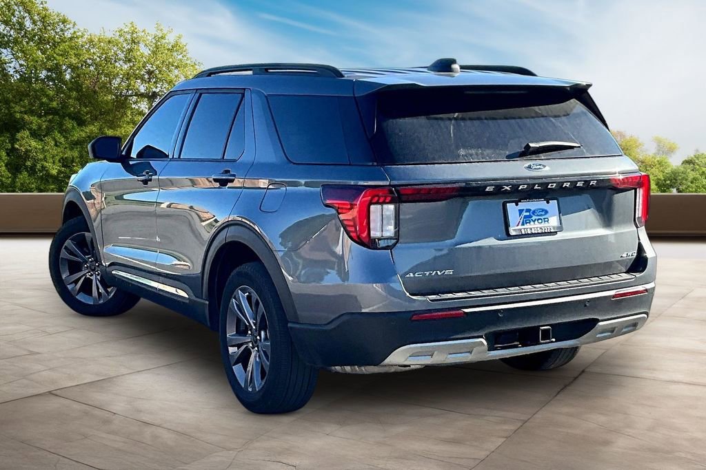 Certified 2025 Ford Explorer Active w/ Active Comfort Package AWD/4WD image 9