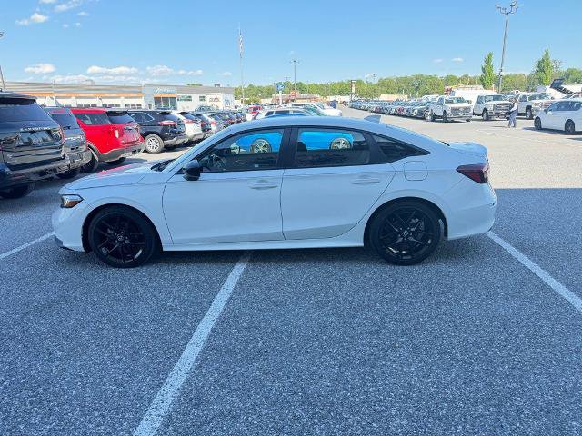 Used 2025 Honda Civic Sport image 4