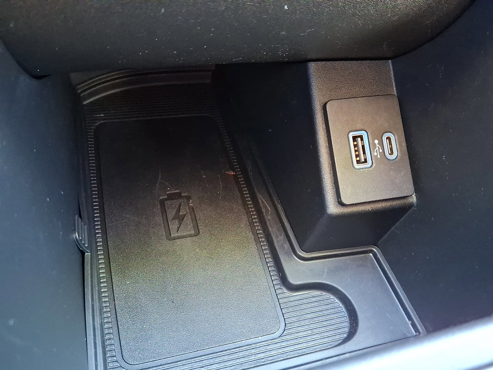 Certified 2022 Ford Edge SEL w/ Convenience Package image 24