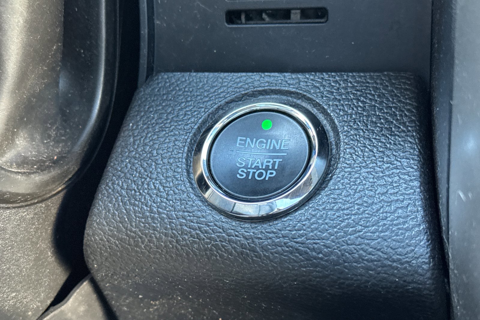 Certified 2021 Ford F350 Lariat image 22