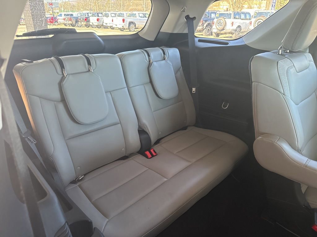 Certified 2025 Ford Explorer Active w/ Active Comfort Package image 26