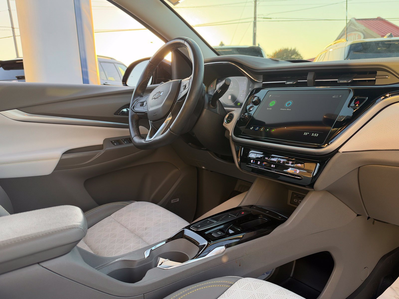 Used 2023 Chevrolet Bolt EUV Premier w/ Sun & Sound Package FWD image 45