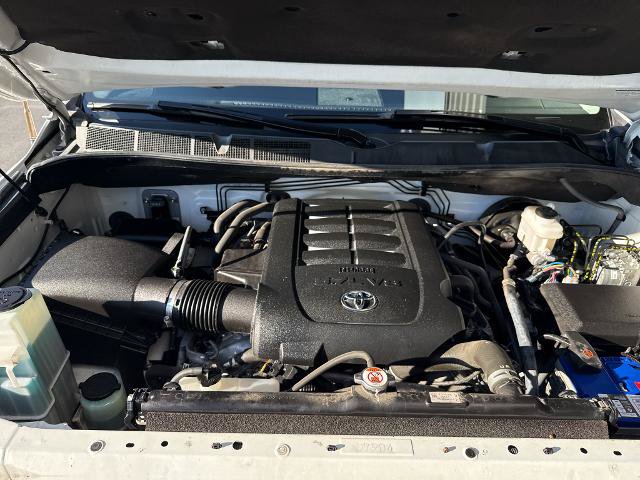 Used 2018 Toyota Tundra Limited w/ Limited Premium Package AWD/4WD image 33