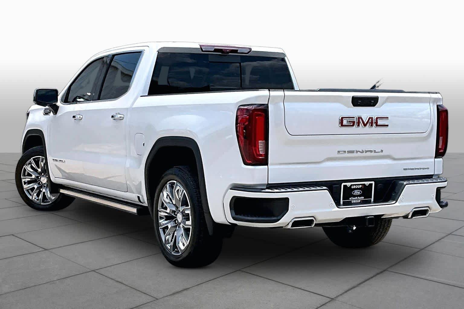 Used 2024 GMC Sierra 1500 Denali w/ Denali Reserve Package AWD/4WD image 6