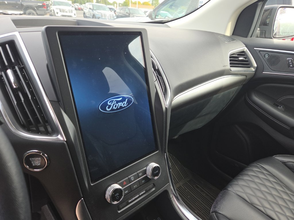Certified 2024 Ford Edge Titanium w/ Equipment Group 301A AWD/4WD image 6