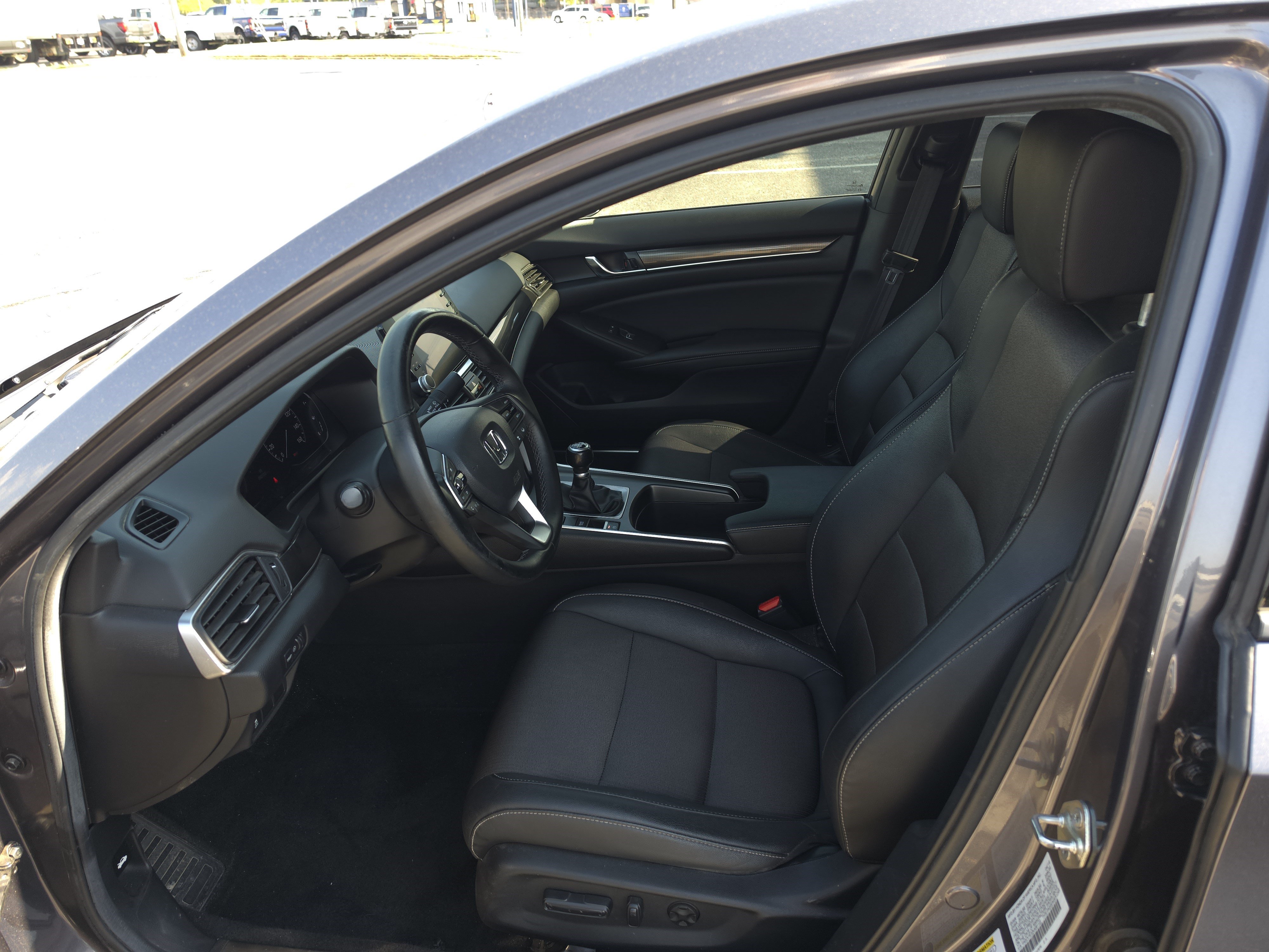 Used 2019 Honda Accord Sport image 11