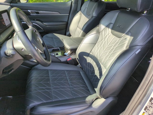 Used 2025 Kia Telluride SX Prestige X-Pro AWD/4WD image 16