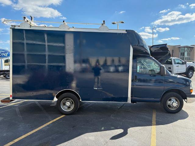Used 2019 Chevrolet Express 3500 w/ Power Convenience Package image 6