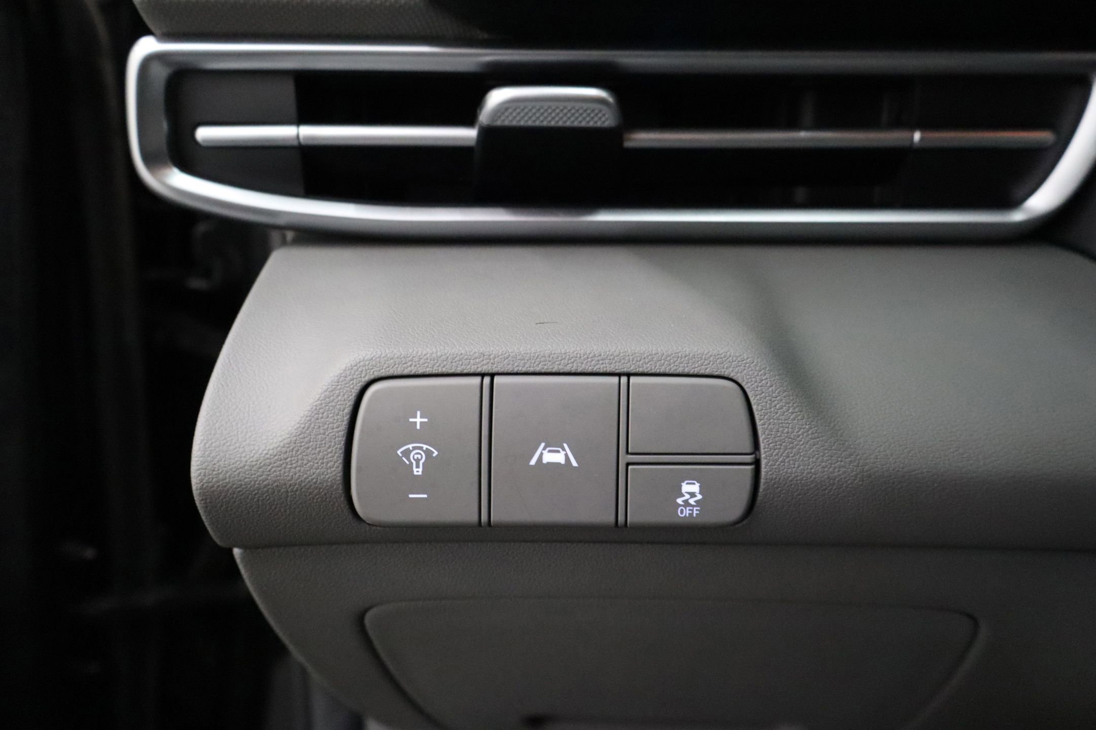 Used 2022 Hyundai Elantra SEL w/ Preferred Accessory Package image 15