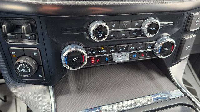 Certified 2023 Ford F150 Platinum w/ Equipment Group 701A High image 21