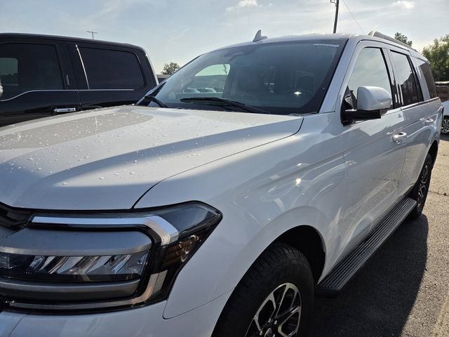 Certified 2023 Ford Expedition XLT RWD image 4