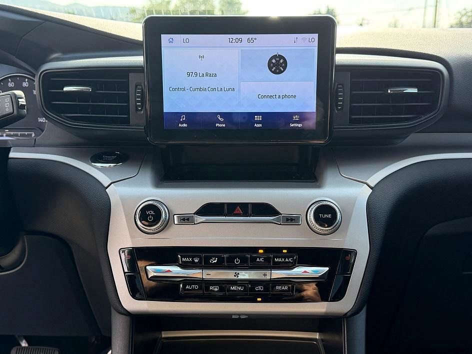 Certified 2023 Ford Explorer XLT image 27