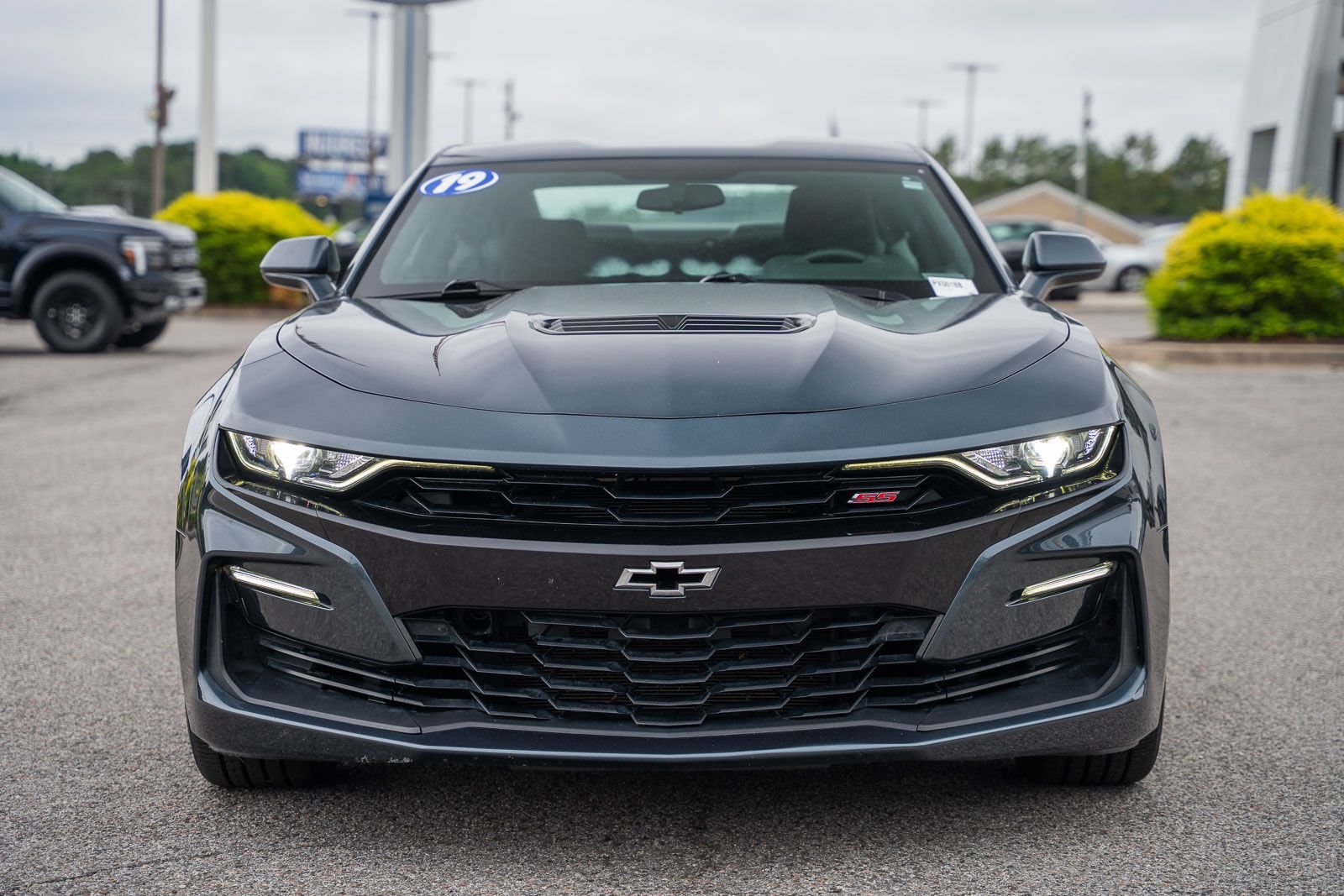 Used 2019 Chevrolet Camaro SS RWD image 3