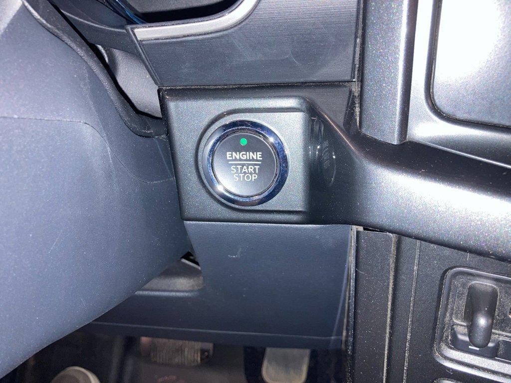 Certified 2022 Ford F150 XLT w/ Equipment Group 302A High image 18