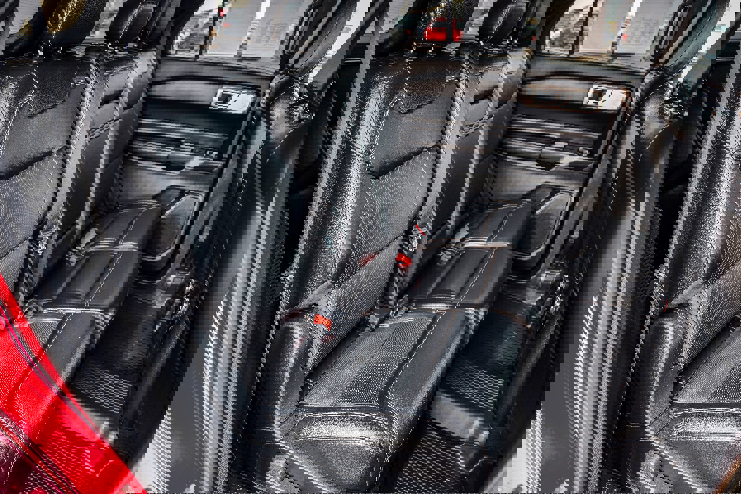 Certified 2020 Ford Explorer ST w/ ST Street Pack image 13