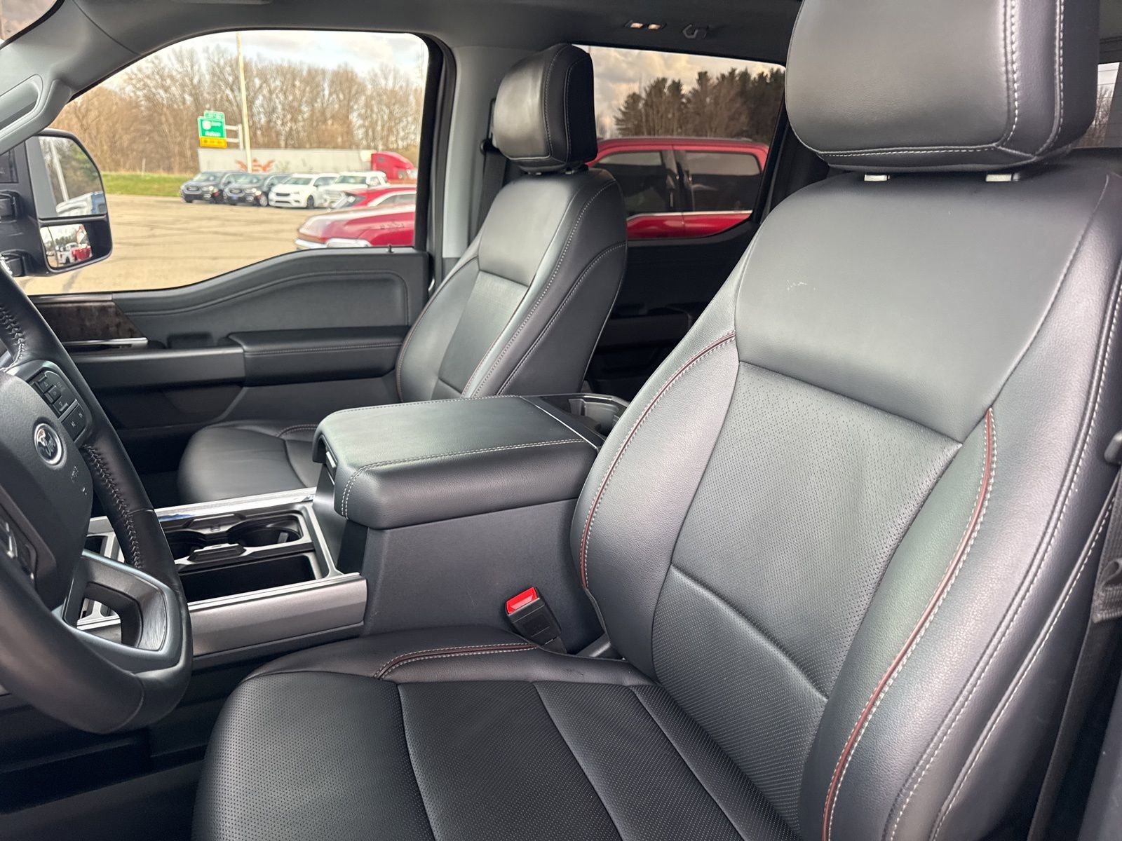 Certified 2024 Ford F250 Lariat w/ Lariat Ultimate Package image 24