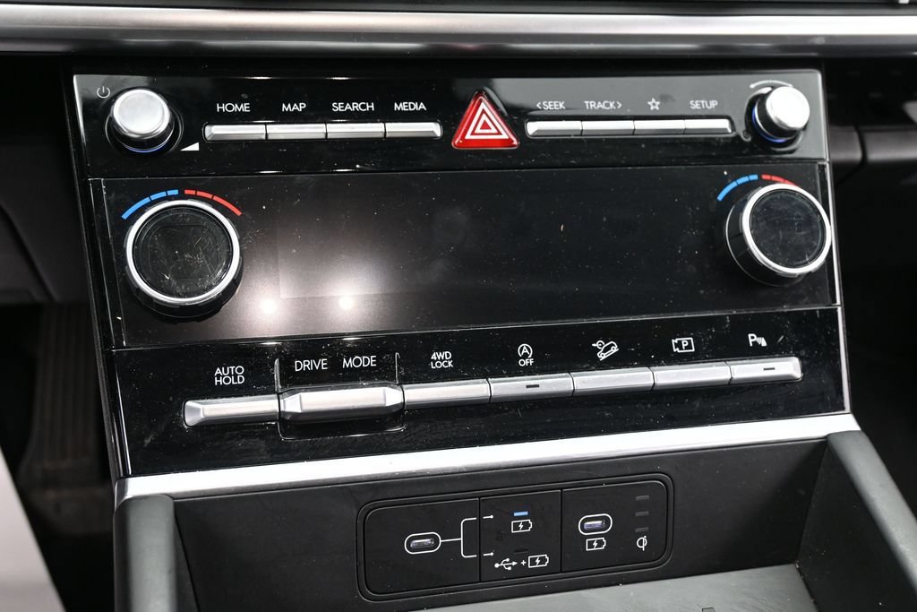 Used 2025 Hyundai Santa Fe SEL AWD/4WD image 13