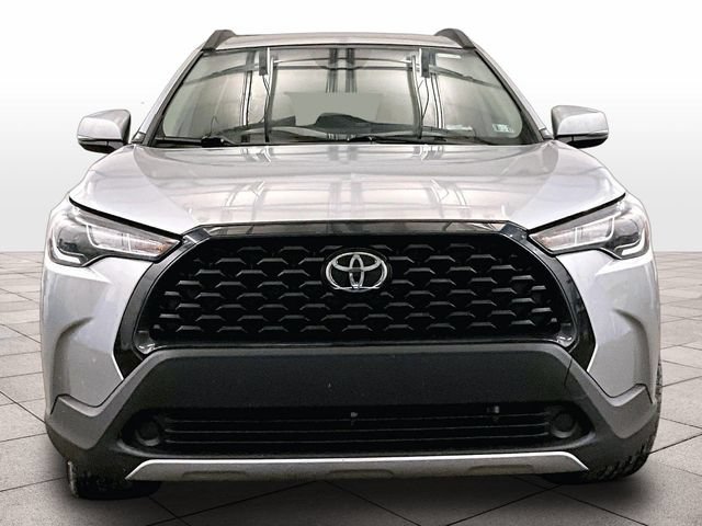Used 2023 Toyota Corolla Cross LE AWD/4WD image 3