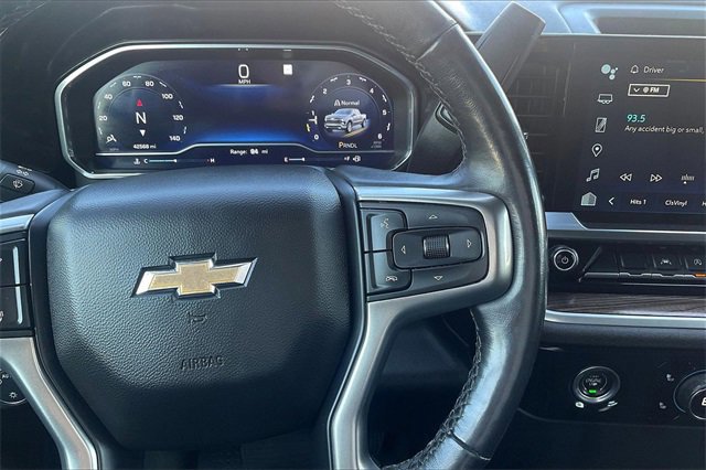 Used 2022 Chevrolet Silverado 1500 LT image 20