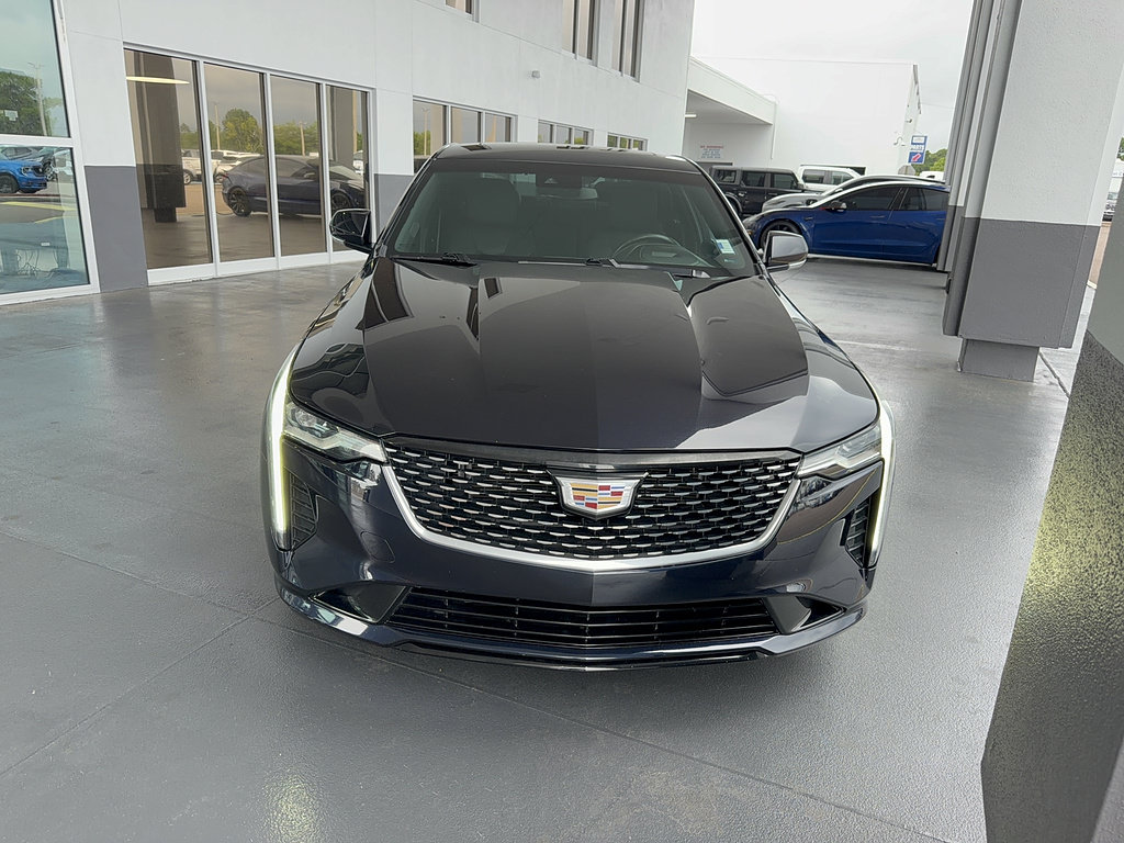 Used 2021 Cadillac CT4 Luxury w/ Sun And Sound Package RWD image 3