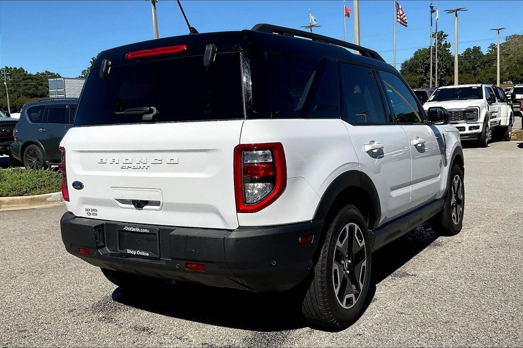 Certified 2024 Ford Bronco Sport Outer Banks w/ Tech Package AWD/4WD image 6