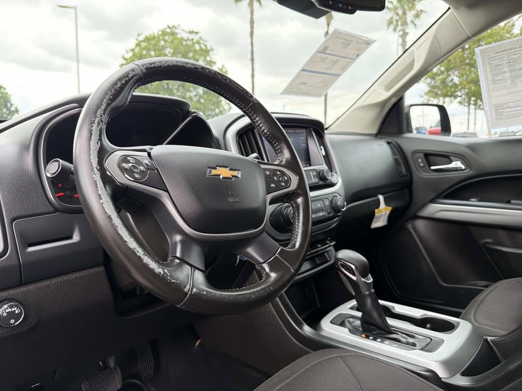 Used 2022 Chevrolet Colorado LT w/ Fleet Safety Package image 10