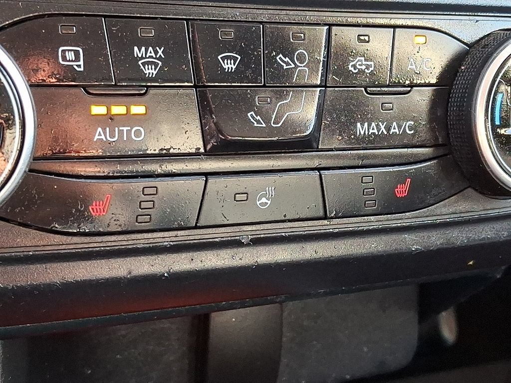 Certified 2022 Ford Maverick XLT w/ Equipment Group 300A Standard AWD/4WD image 25