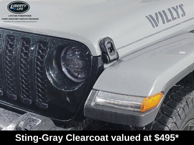 Used 2023 Jeep Gladiator Sport AWD/4WD image 9