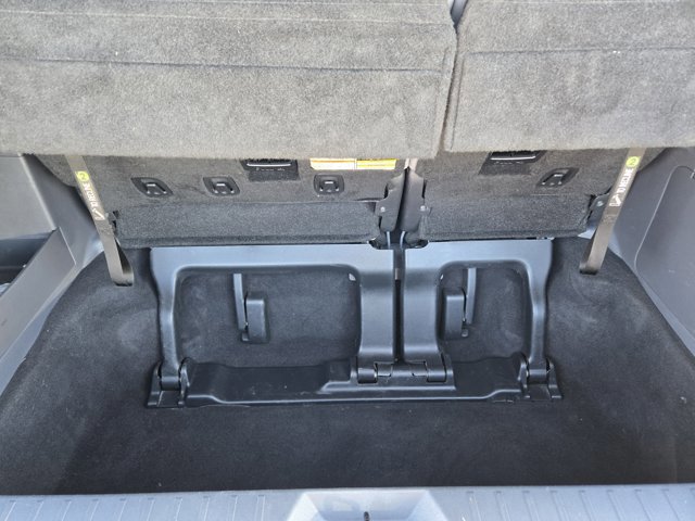 Used 2022 Toyota Sienna XLE image 30