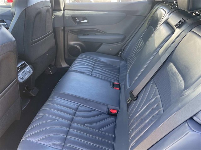 Used 2023 Nissan Ariya image 23
