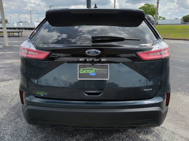 Certified 2022 Ford Edge SE image 6